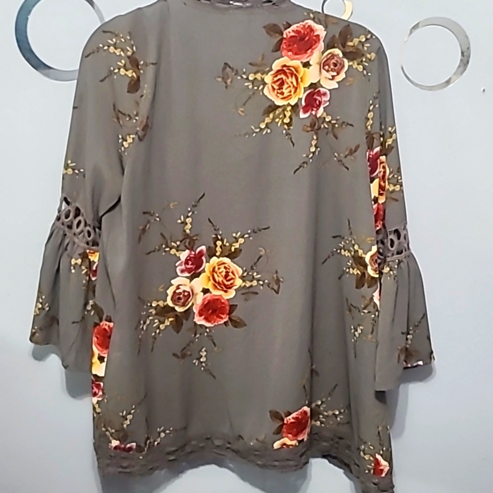 Cardigan - Picture 4 of 4